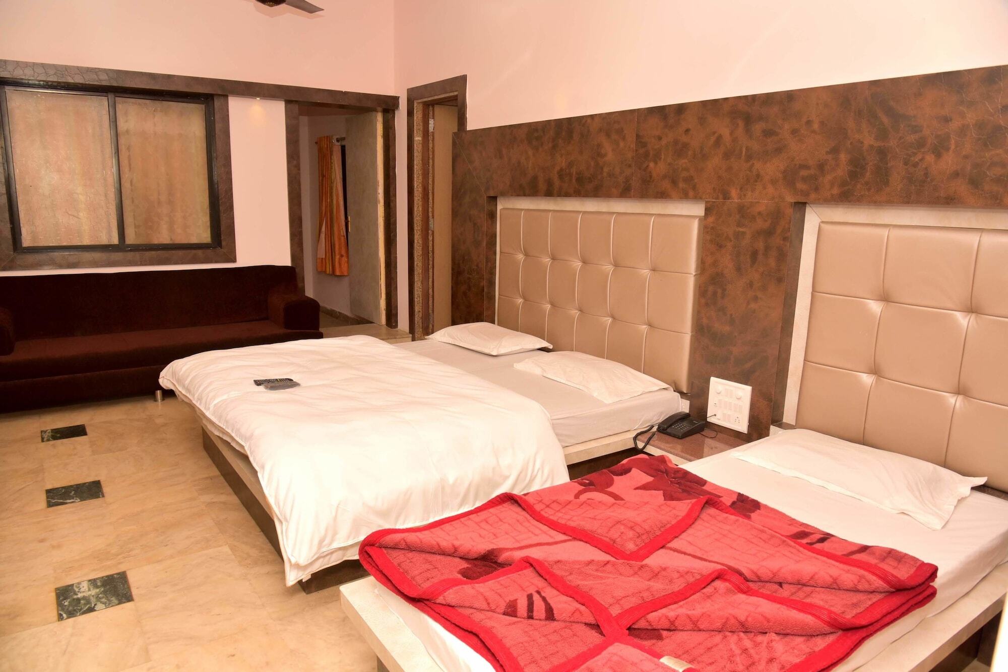 Hotel Hill Top Mount Abu By Ashoka Екстериор снимка